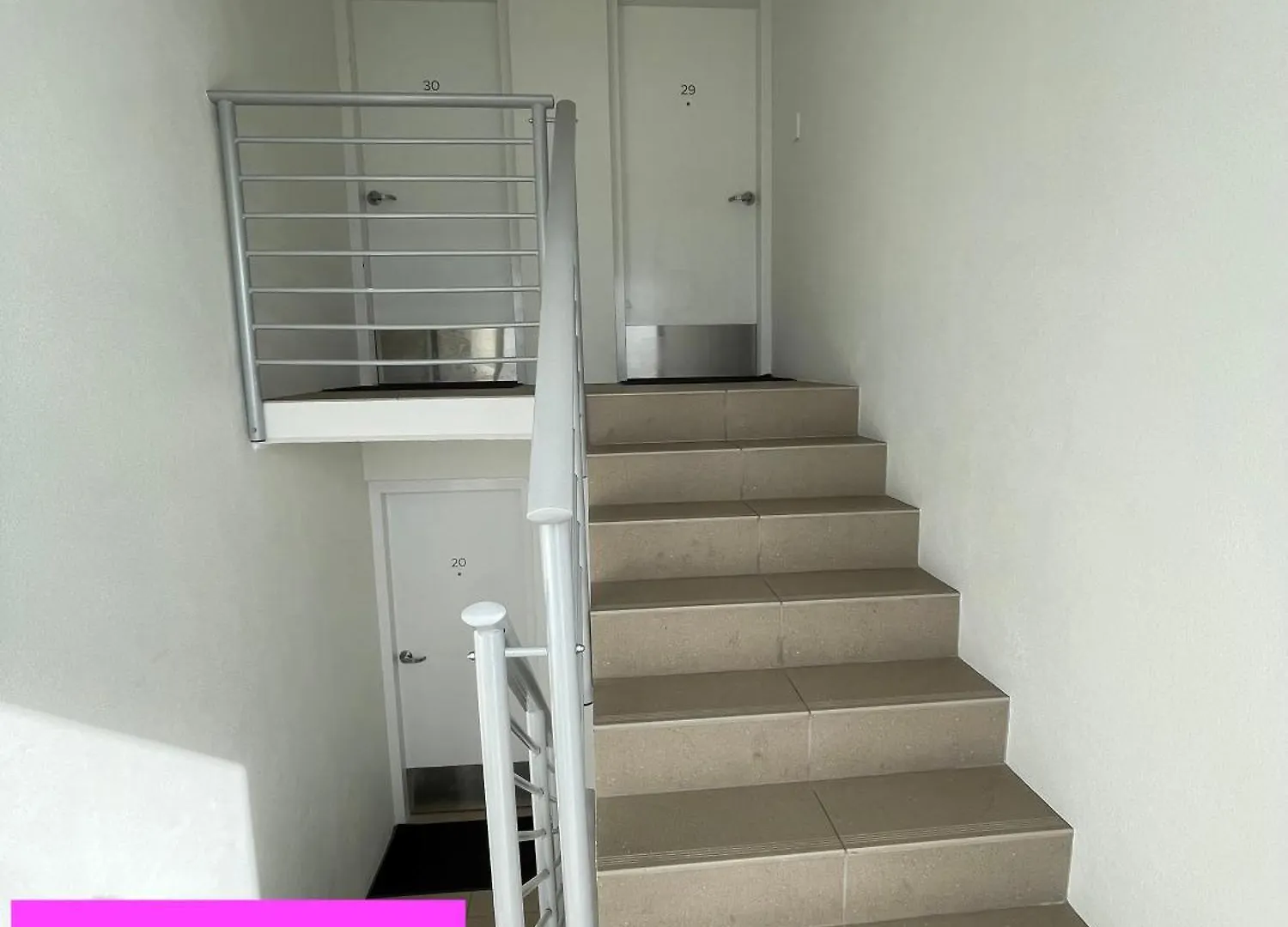 Noosa Shores Apt 29-Noosa Heads-Near Hastings St 0*,